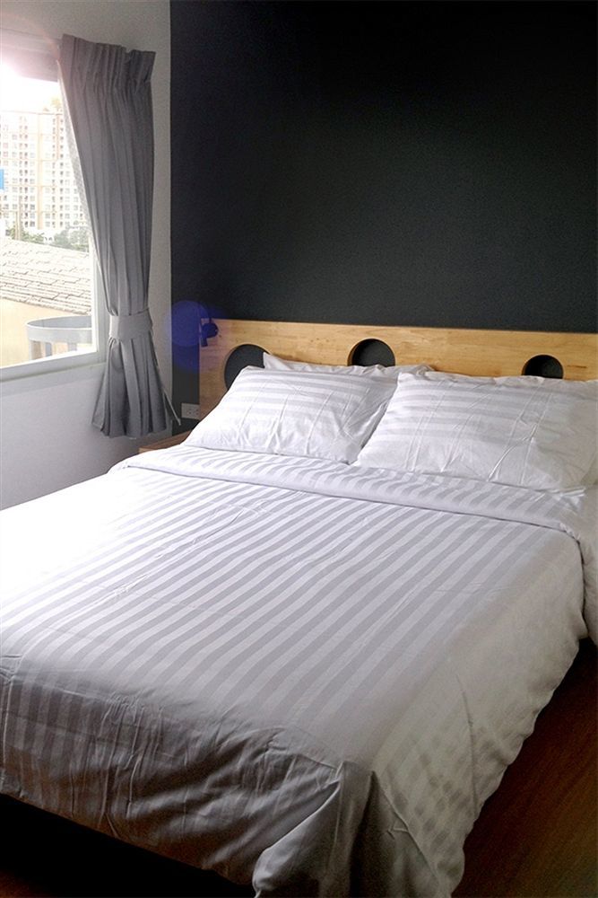 Mybed Ratchada Отель Бангкок
